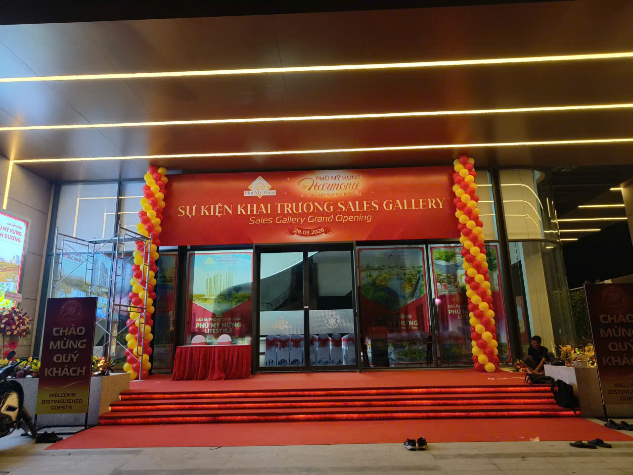 Trang trí cổng chào sự kiện Phú Mỹ Hưng
