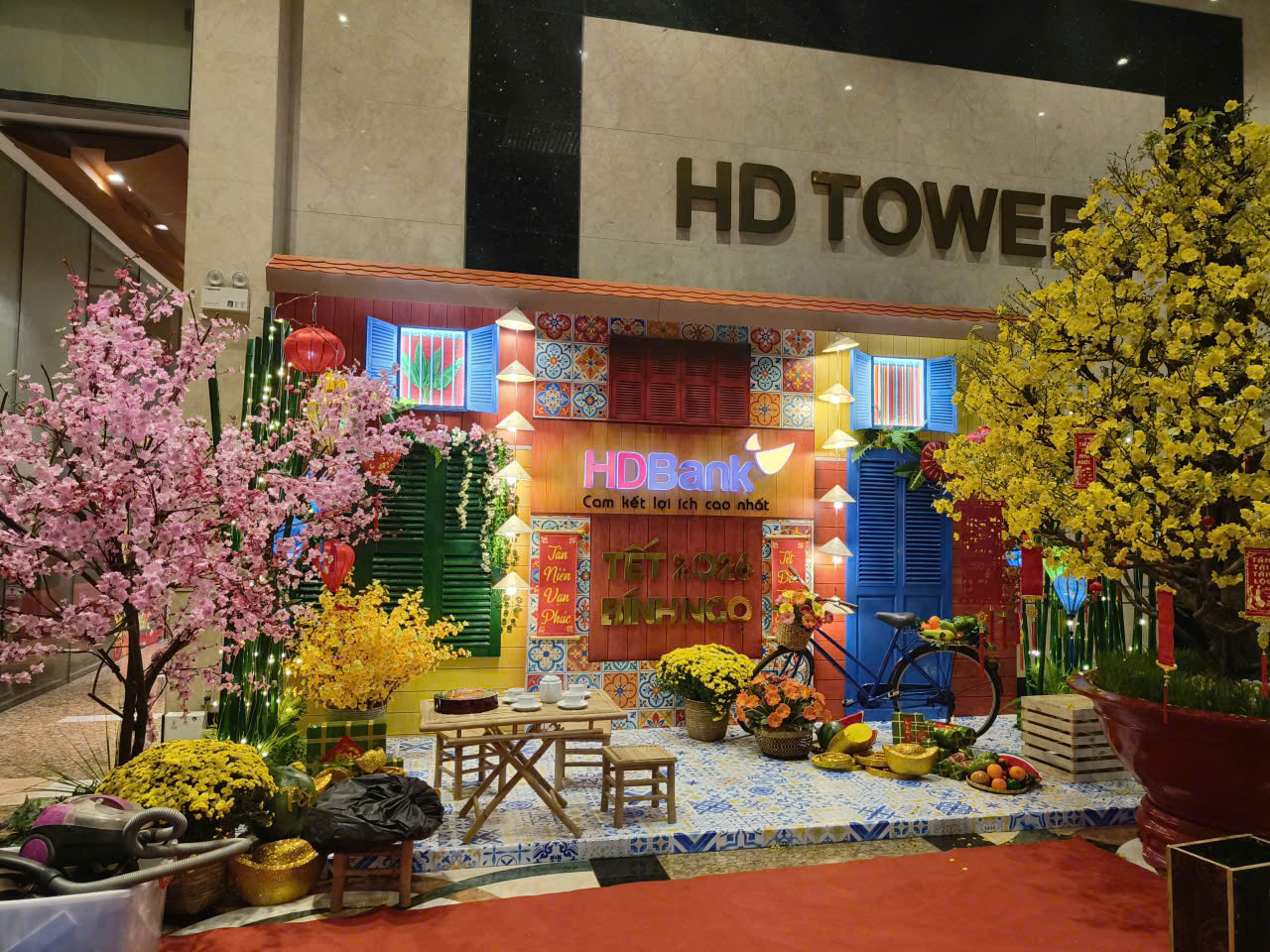 Tiểu cảnh Tết HDBank